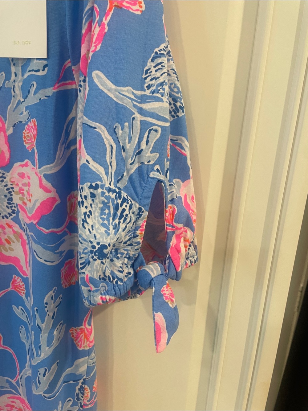 Lilly Pulitzer Easley Short Sleeve V-neck Dress, Bahamian Rhapsody size L - Picture 4 of 7